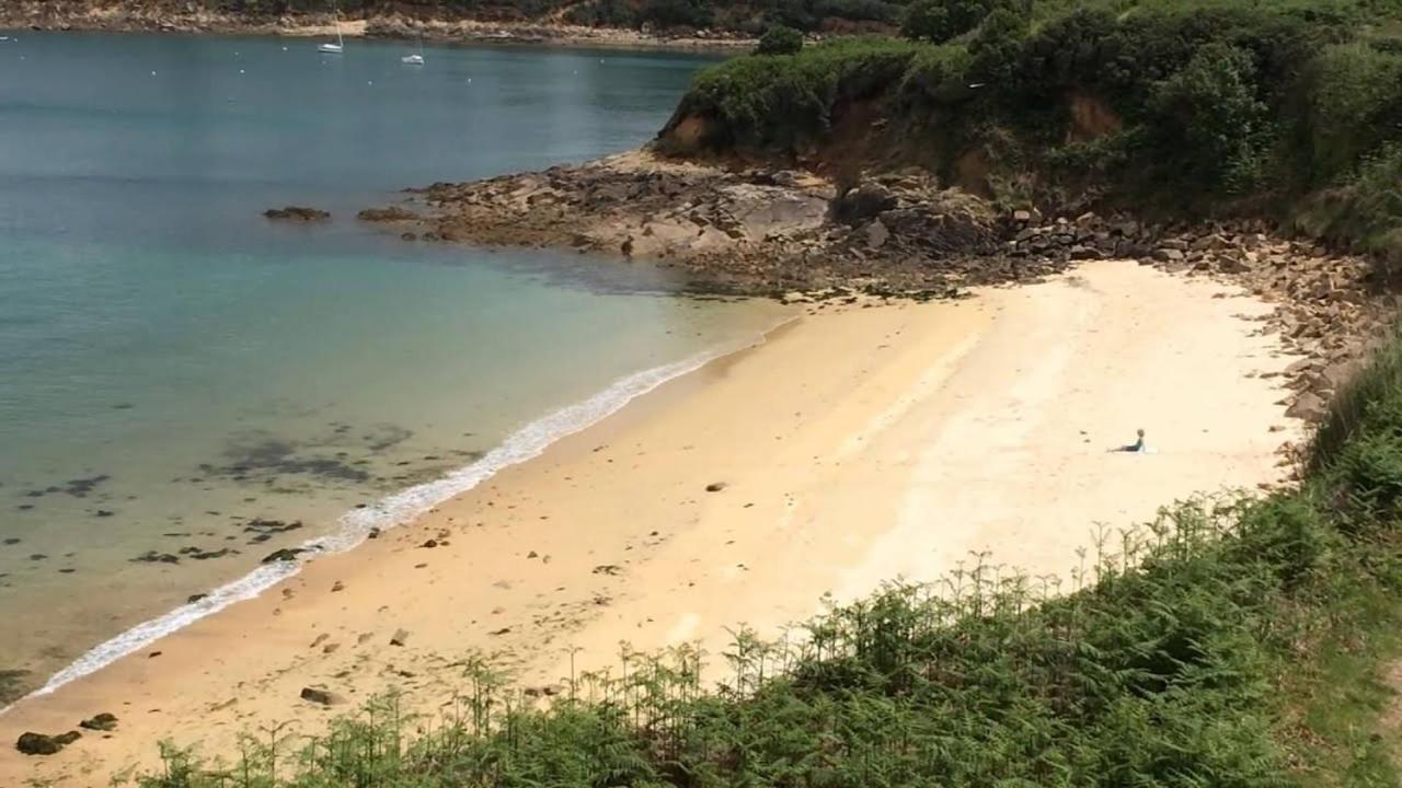 فيلا Gite De Charme Entre Terre Et Mer Plougonven المظهر الخارجي الصورة